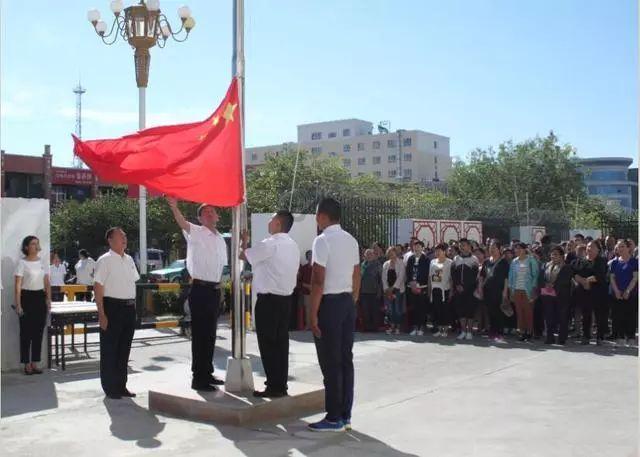 救援医学院学生